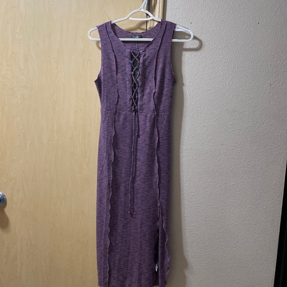 wild fable Dresses & Skirts - Women Medium Wild Fable Lace Up Front Side Slit Dress in Marbled Purple- …